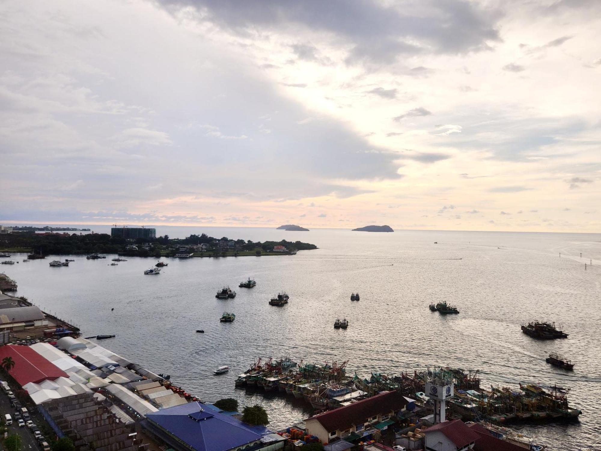 The Shore Kota Kinabalu City Centre By Lw Suites Pokoj fotografie